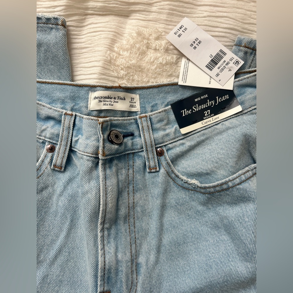 Abercrombie Midrise Slouchy Jean